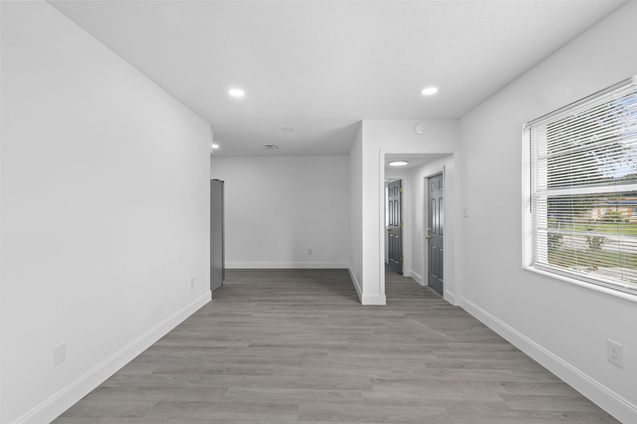 13-7724 Downing Cir_0012