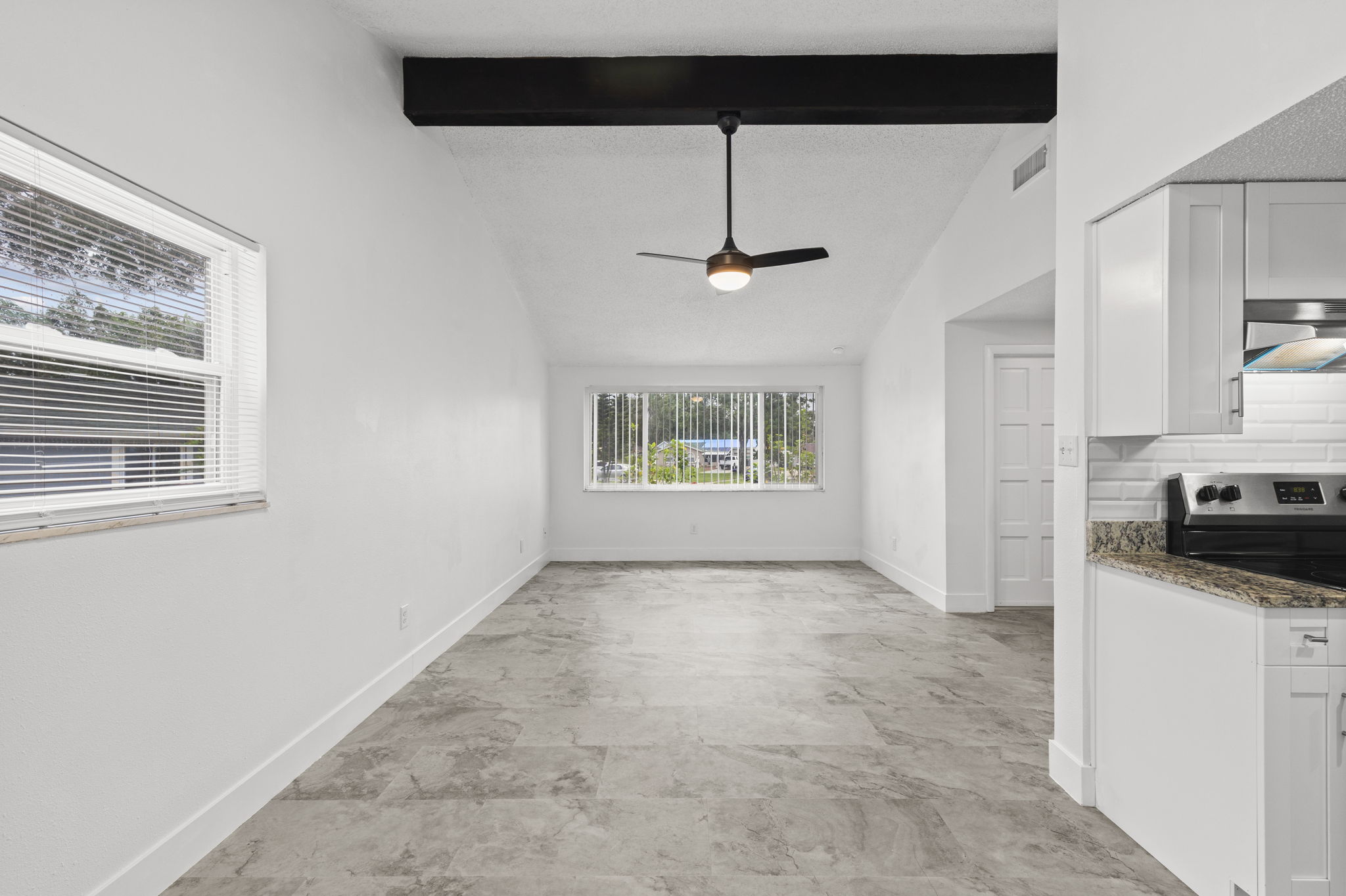 16-1306 Cottage Pl_0015