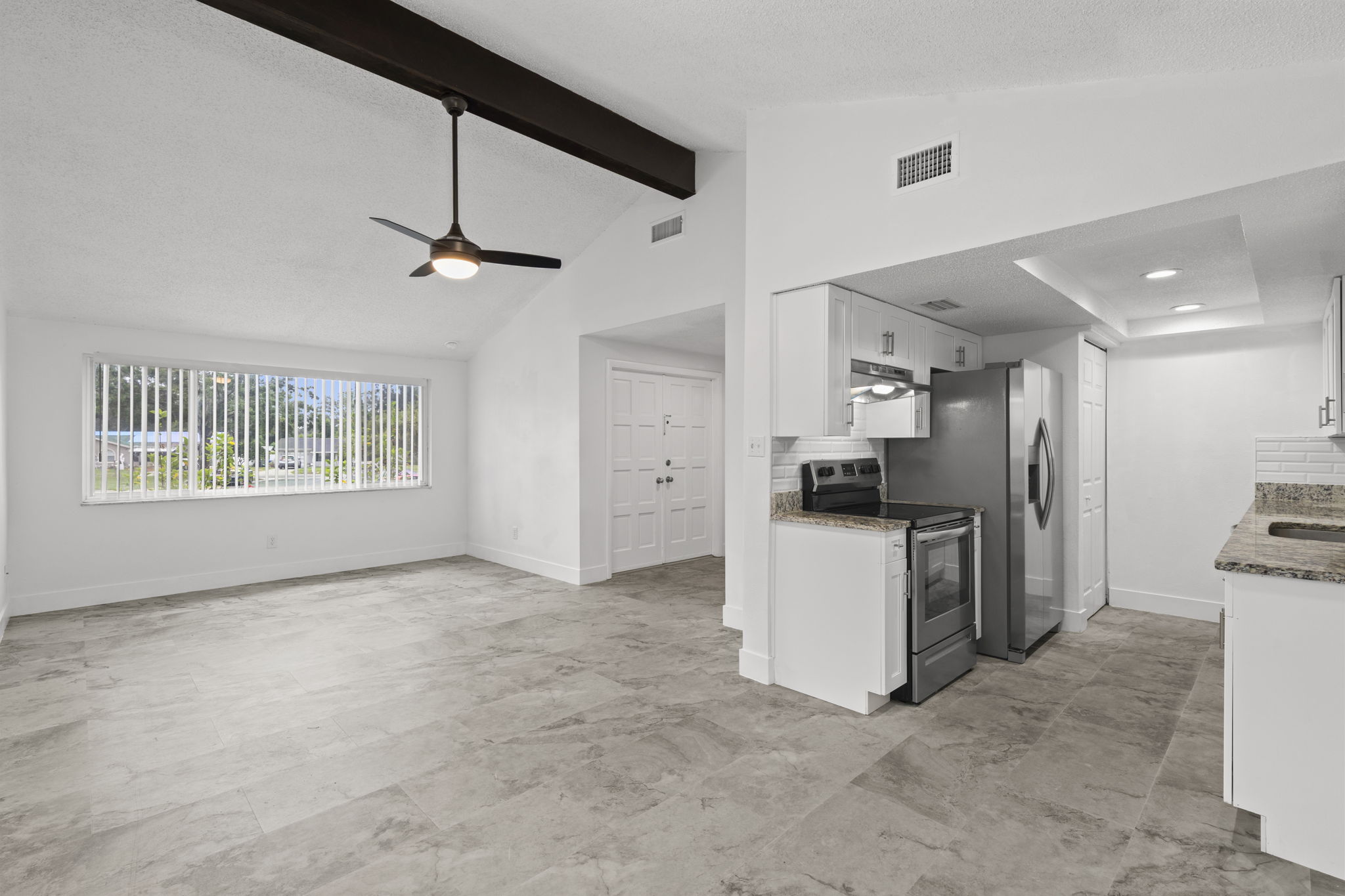 17-1306 Cottage Pl_0016