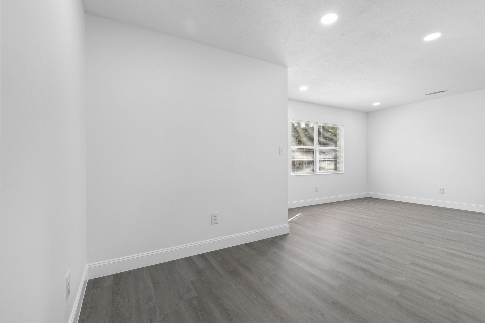 25-7724 Downing Cir_0024